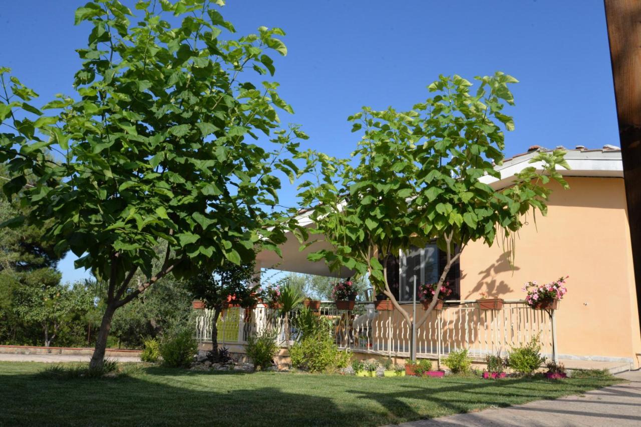 B&B Lara Santola Corato Exteriör bild