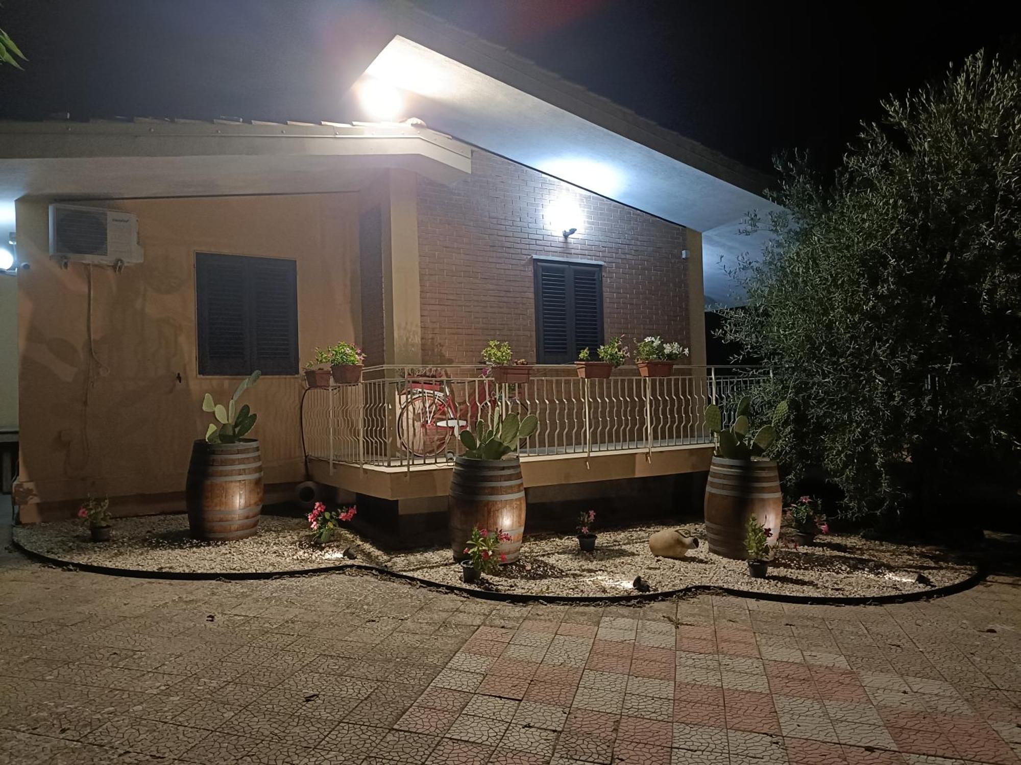 B&B Lara Santola Corato Exteriör bild